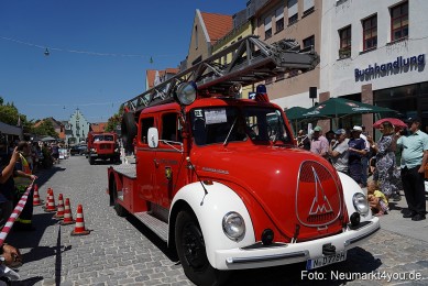 Oldtimertreffen-Neumarkt-Start-der-Ausfahrt-2023-0044