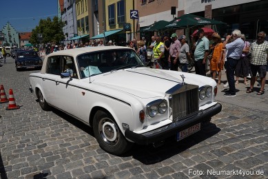 Oldtimertreffen-Neumarkt-Start-der-Ausfahrt-2023-0049