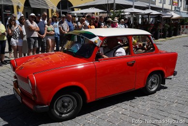 Oldtimertreffen-Neumarkt-Start-der-Ausfahrt-2023-0084