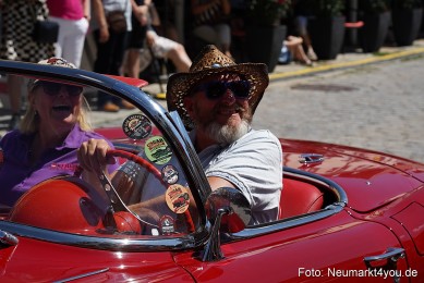 Oldtimertreffen-Neumarkt-Start-der-Ausfahrt-2023-0092