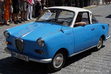 Oldtimertreffen-Neumarkt-Start-der-Ausfahrt-2023-0095