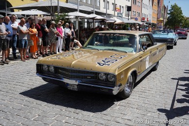 Oldtimertreffen-Neumarkt-Start-der-Ausfahrt-2023-0097