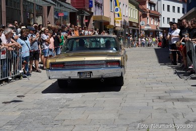 Oldtimertreffen-Neumarkt-Start-der-Ausfahrt-2023-0098