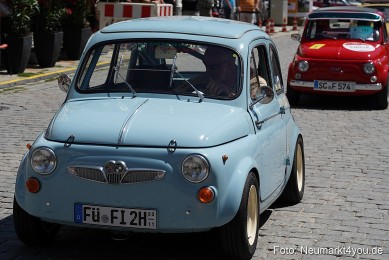 Oldtimertreffen-Neumarkt-Start-der-Ausfahrt-2023-0101
