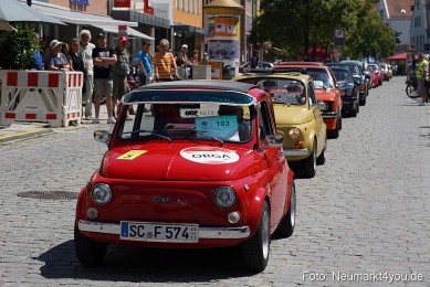 Oldtimertreffen-Neumarkt-Start-der-Ausfahrt-2023-0102