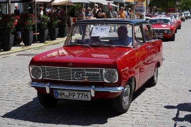Oldtimertreffen-Neumarkt-Start-der-Ausfahrt-2023-0104