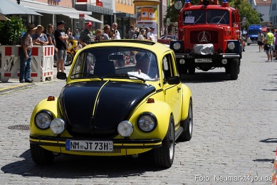 Oldtimertreffen-Neumarkt-Start-der-Ausfahrt-2023-0119