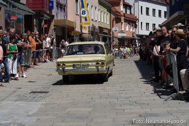 Oldtimertreffen-Neumarkt-Start-der-Ausfahrt-2023-0121