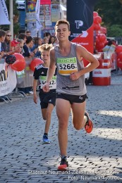 Stadtlauf-Neumarkt-Zieleinlauf-2019-0012