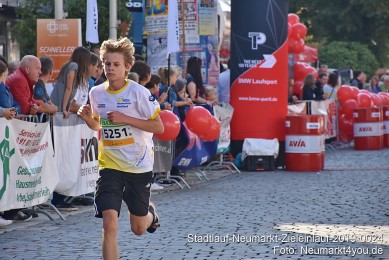 Stadtlauf-Neumarkt-Zieleinlauf-2019-0024