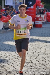 Stadtlauf-Neumarkt-Zieleinlauf-2019-0057