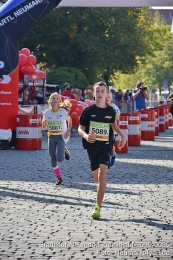 Stadtlauf-Neumarkt-Zieleinlauf-2019-0085