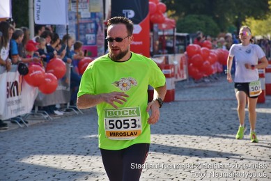 Stadtlauf-Neumarkt-Zieleinlauf-2019-0089