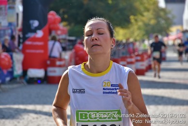 Stadtlauf-Neumarkt-Zieleinlauf-2019-0102