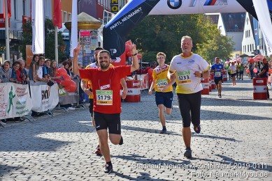 Stadtlauf-Neumarkt-Zieleinlauf-2019-0111