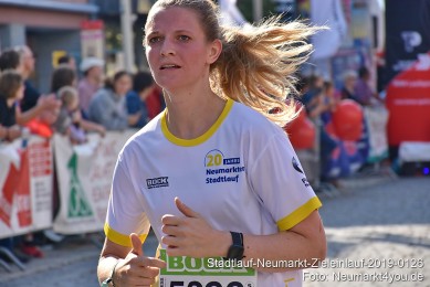 Stadtlauf-Neumarkt-Zieleinlauf-2019-0126