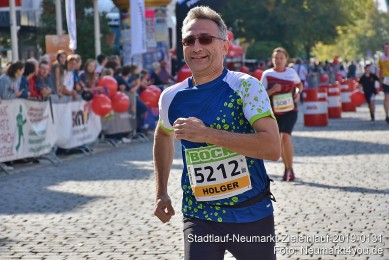 Stadtlauf-Neumarkt-Zieleinlauf-2019-0131