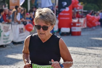 Stadtlauf-Neumarkt-Zieleinlauf-2019-0151
