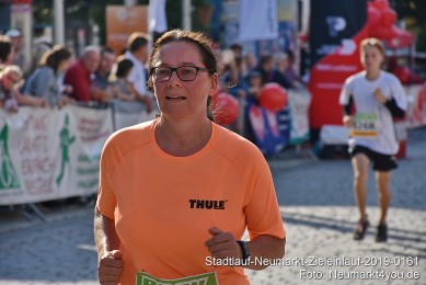 Stadtlauf-Neumarkt-Zieleinlauf-2019-0161