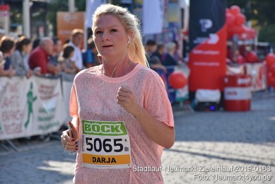Stadtlauf-Neumarkt-Zieleinlauf-2019-0163