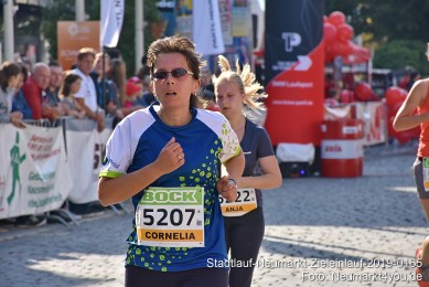 Stadtlauf-Neumarkt-Zieleinlauf-2019-0165