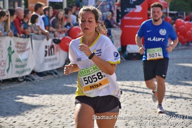 Stadtlauf-Neumarkt-Zieleinlauf-2019-0171