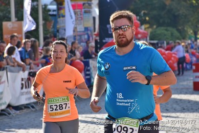 Stadtlauf-Neumarkt-Zieleinlauf-2019-0177