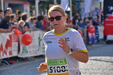 Stadtlauf-Neumarkt-Zieleinlauf-2019-0186