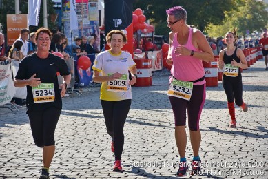 Stadtlauf-Neumarkt-Zieleinlauf-2019-0200