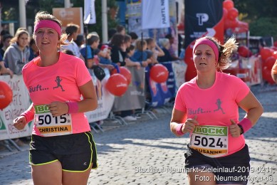 Stadtlauf-Neumarkt-Zieleinlauf-2019-0211