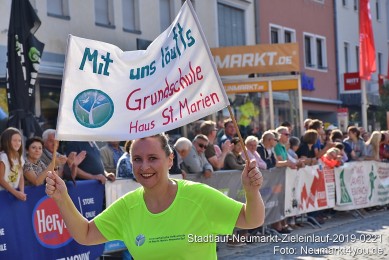 Stadtlauf-Neumarkt-Zieleinlauf-2019-0221