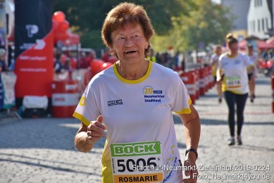 Stadtlauf-Neumarkt-Zieleinlauf-2019-0224