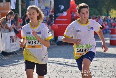 Stadtlauf-Neumarkt-Zieleinlauf-2019-0225
