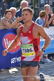 Stadtlauf-Neumarkt-Zieleinlauf-2019-0251