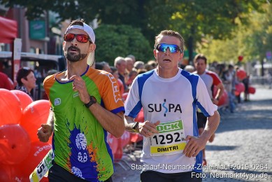 Stadtlauf-Neumarkt-Zieleinlauf-2019-0264