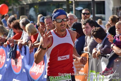 Stadtlauf-Neumarkt-Zieleinlauf-2019-0265
