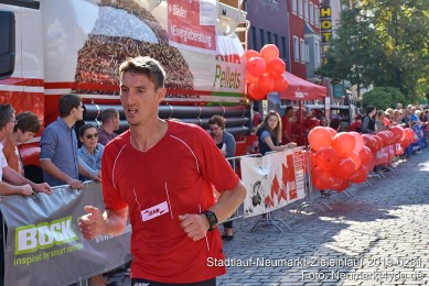Stadtlauf-Neumarkt-Zieleinlauf-2019-0281