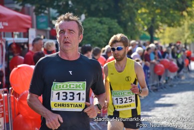 Stadtlauf-Neumarkt-Zieleinlauf-2019-0290