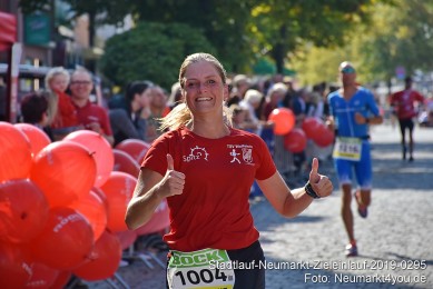 Stadtlauf-Neumarkt-Zieleinlauf-2019-0295