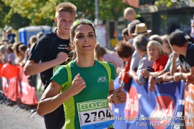 Stadtlauf-Neumarkt-Zieleinlauf-2019-0314