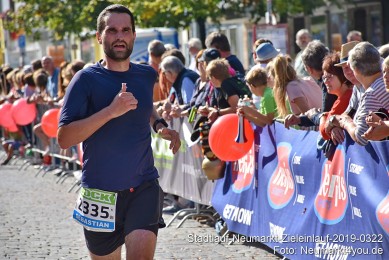 Stadtlauf-Neumarkt-Zieleinlauf-2019-0322