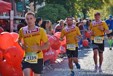 Stadtlauf-Neumarkt-Zieleinlauf-2019-0326