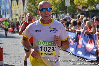 Stadtlauf-Neumarkt-Zieleinlauf-2019-0355