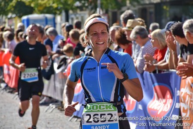 Stadtlauf-Neumarkt-Zieleinlauf-2019-0363