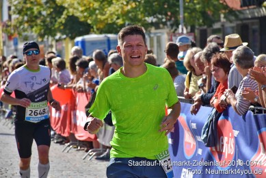 Stadtlauf-Neumarkt-Zieleinlauf-2019-0371