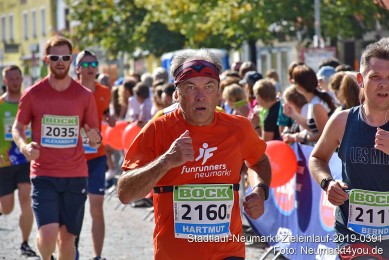 Stadtlauf-Neumarkt-Zieleinlauf-2019-0391