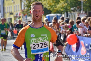 Stadtlauf-Neumarkt-Zieleinlauf-2019-0393