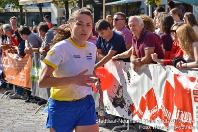 Stadtlauf-Neumarkt-Zieleinlauf-2019-0414