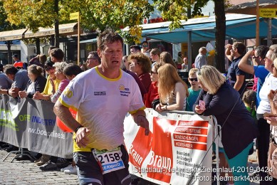 Stadtlauf-Neumarkt-Zieleinlauf-2019-0424