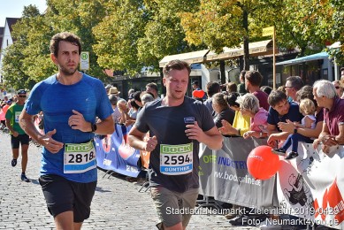 Stadtlauf-Neumarkt-Zieleinlauf-2019-0429